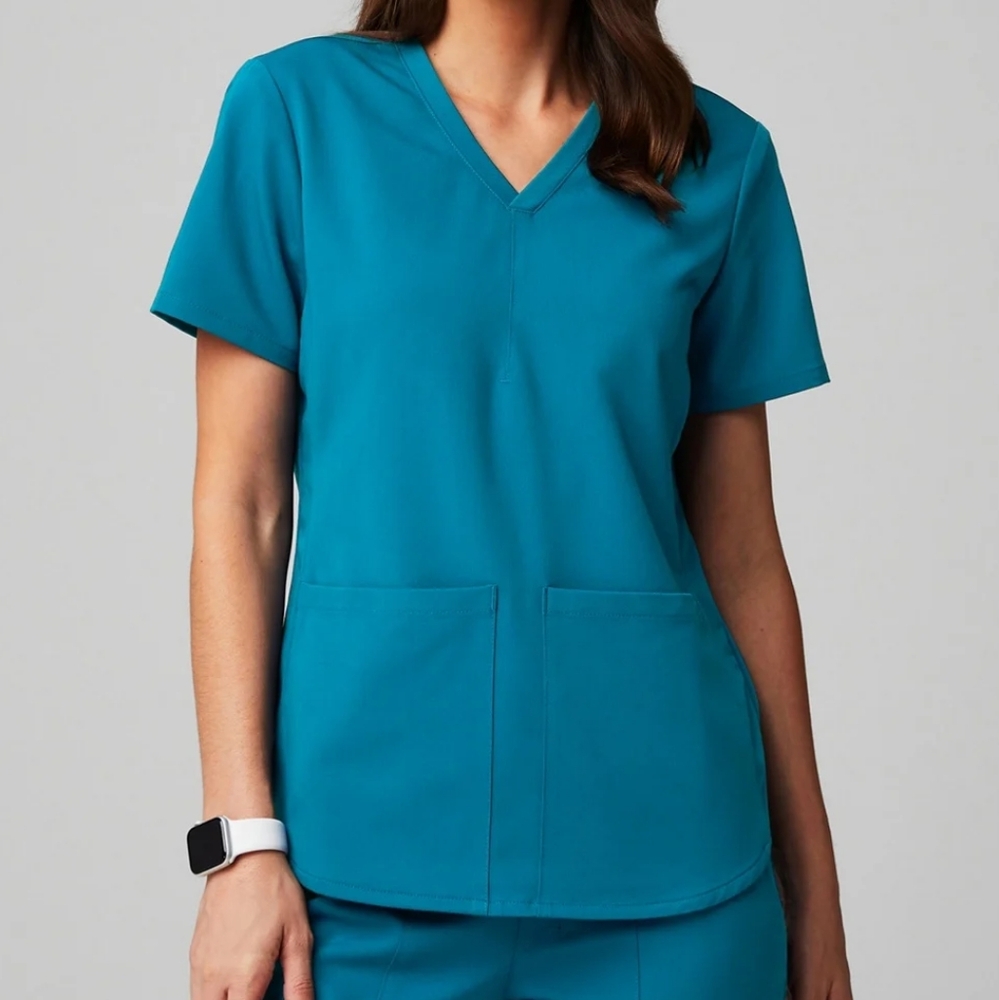 Fabletics Method 2-Pocket Scrub Top